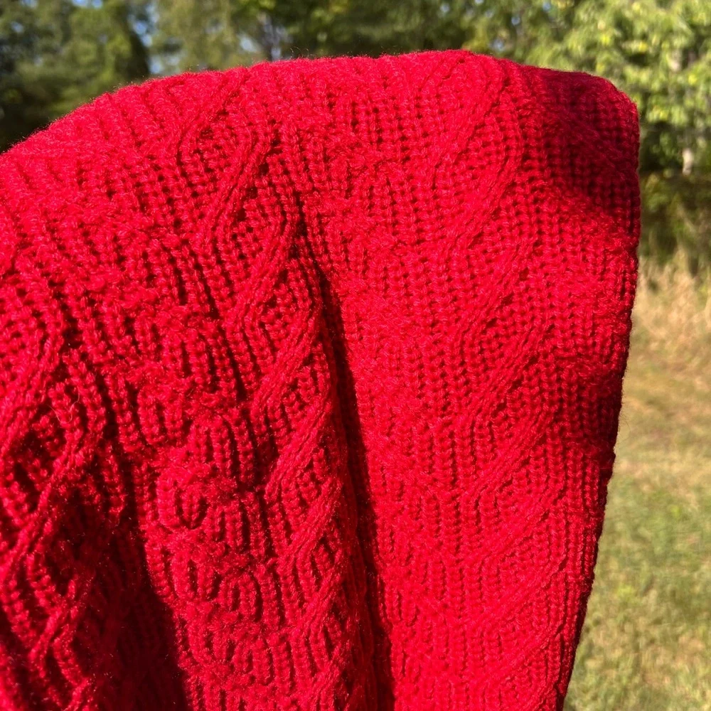 Piombo Red Cable Knit Crewneck Sweater - Picture 8 of 9